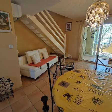 Apartmán 16, La Palmeraie, Au Village Naturiste *